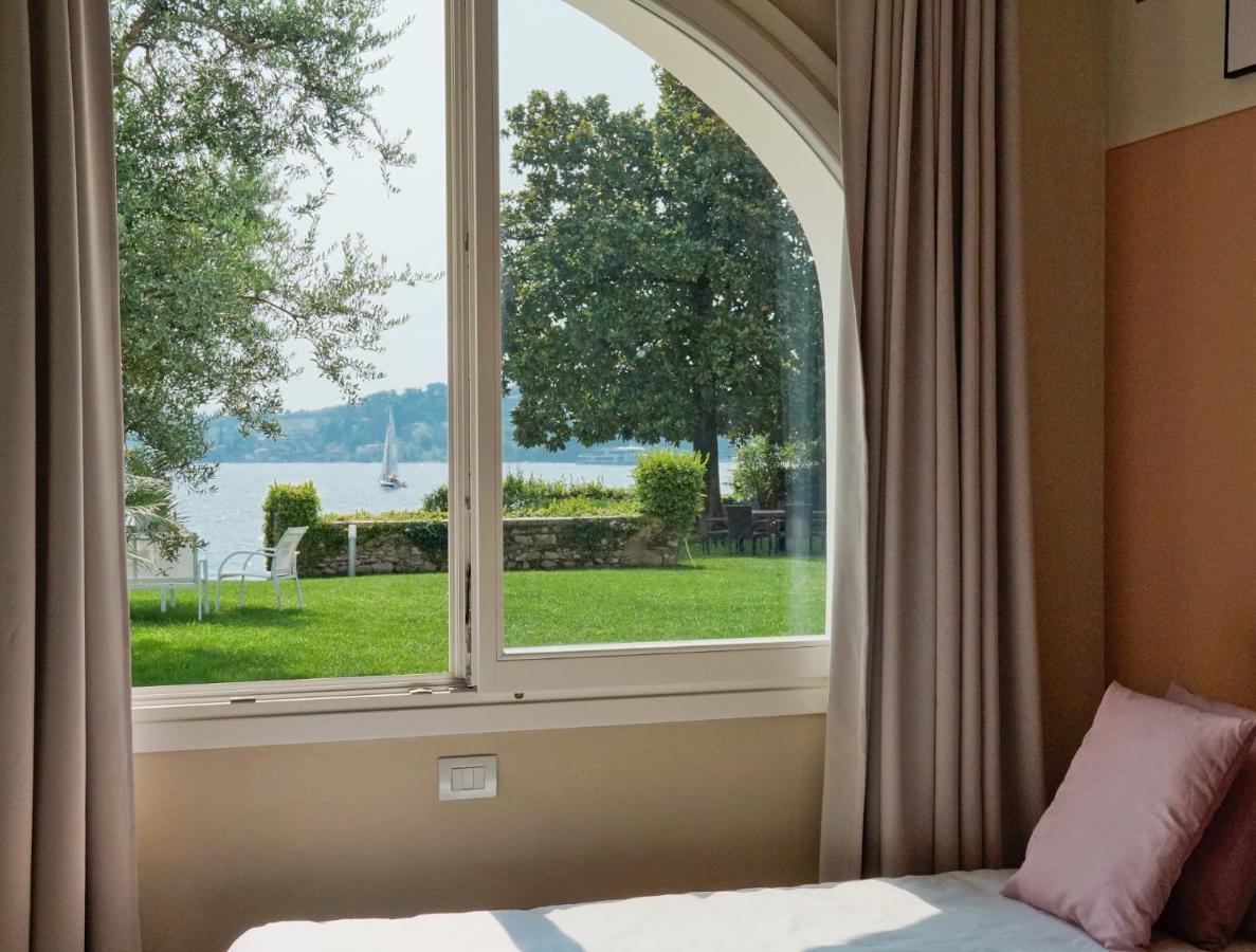 Luxury Lake View Apartments Сало Екстер'єр фото