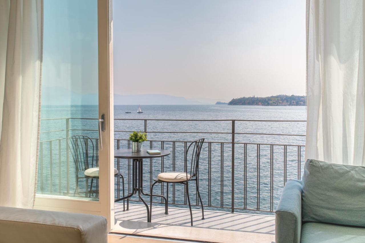 Luxury Lake View Apartments Сало Екстер'єр фото